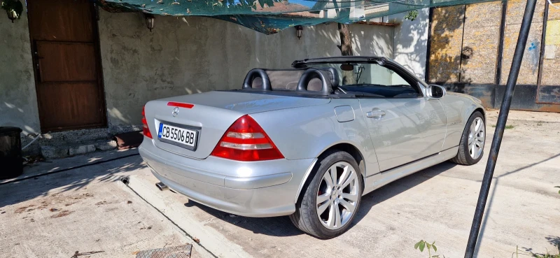 Mercedes-Benz SLK 200K Facelift , снимка 9 - Автомобили и джипове - 49558387