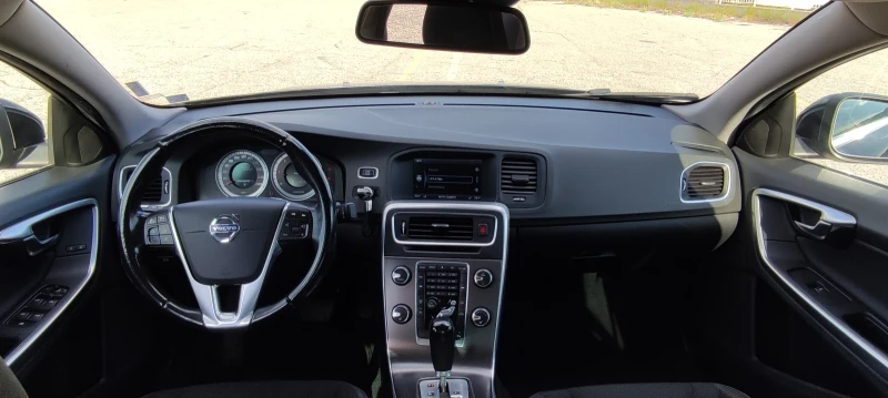 Volvo S60 D3, снимка 7 - Автомобили и джипове - 50170209