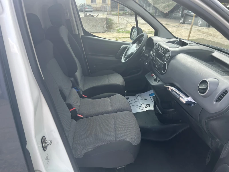 Peugeot Partner АВТОМАТ-1.6-100 к.с-ИТАЛИЯ!, снимка 11 - Автомобили и джипове - 50479489