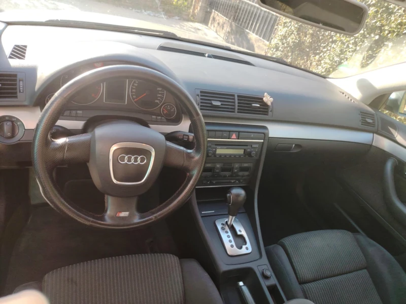 Audi A4, снимка 11 - Автомобили и джипове - 51610404