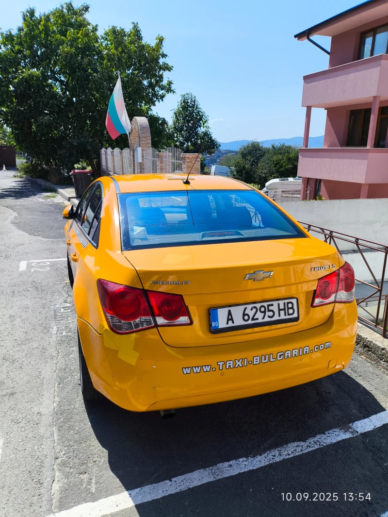 Chevrolet Cruze, снимка 3 - Автомобили и джипове - 51667193