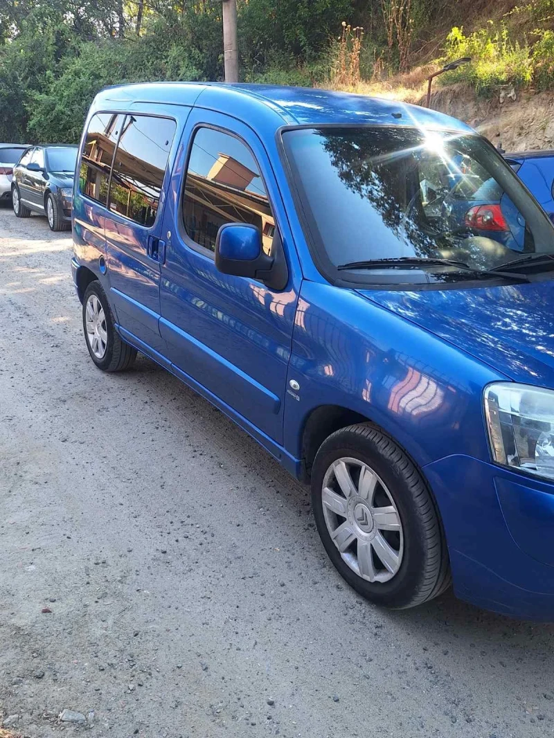 Citroen Berlingo, снимка 2 - Автомобили и джипове - 52307924