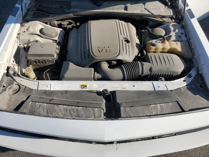 Dodge Challenger 5.7 RT, снимка 10 - Автомобили и джипове - 53138067