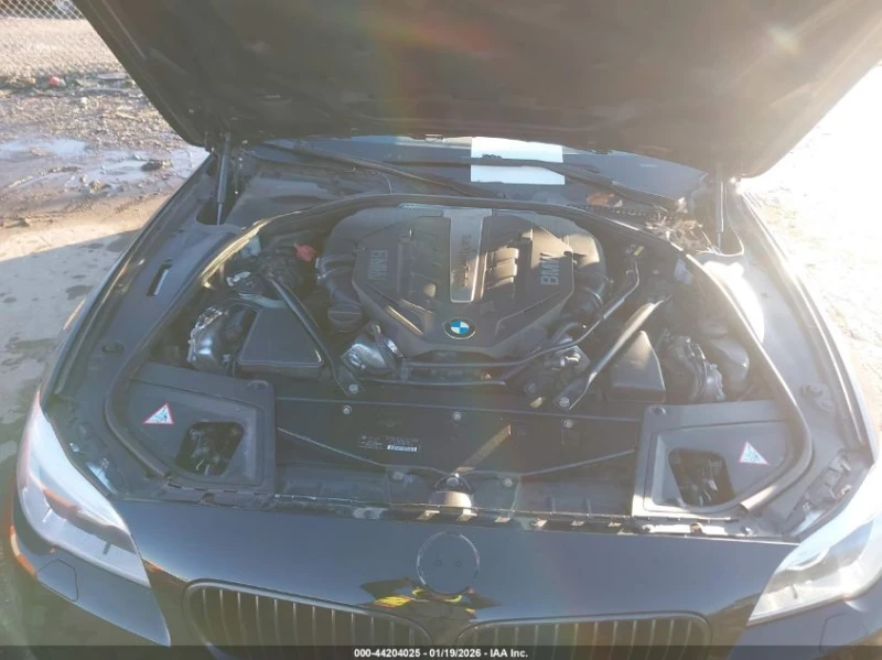BMW 550 4.4l I xDrive, снимка 10 - Автомобили и джипове - 53259224