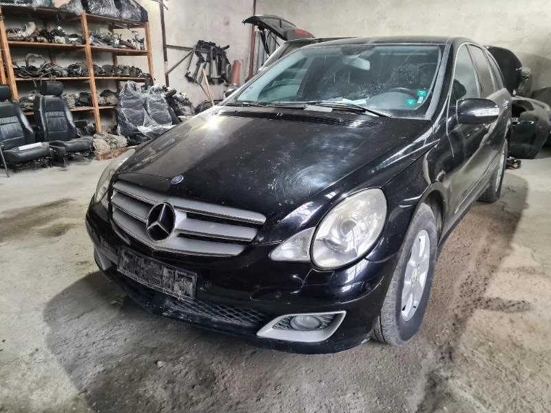 Mercedes-Benz R 320 Ксенон//Въздух, снимка 1 - Автомобили и джипове - 32276959