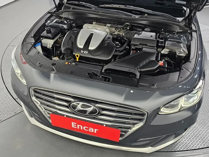 Hyundai Grandeur 3.0 Lpi Exclusive, снимка 6 - Автомобили и джипове - 55643463