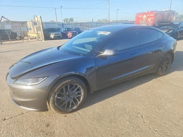 Tesla Model 3, снимка 2 - Автомобили и джипове - 56104281