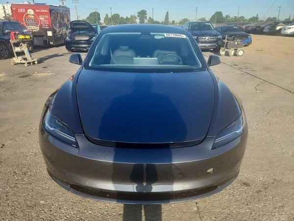 Tesla Model 3, снимка 6 - Автомобили и джипове - 56104281