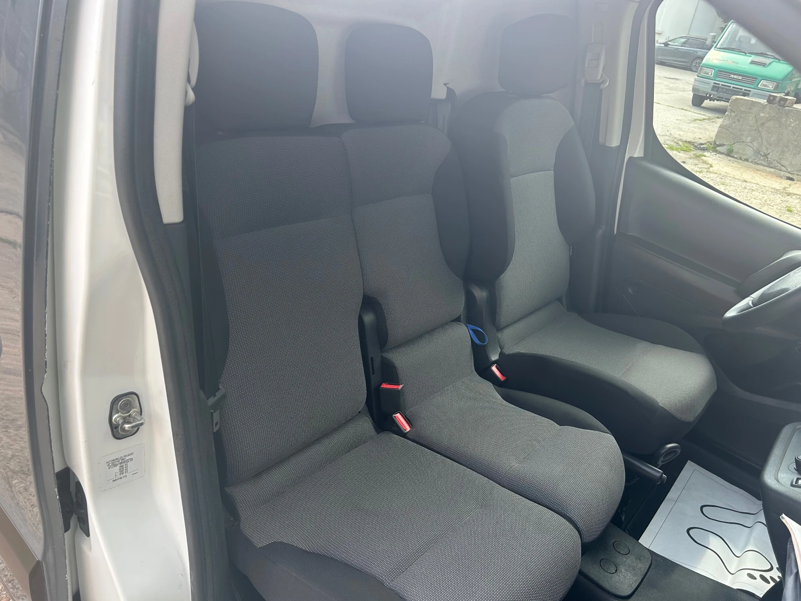 Peugeot Partner -1.6-100 .-! | Mobile.bg   13