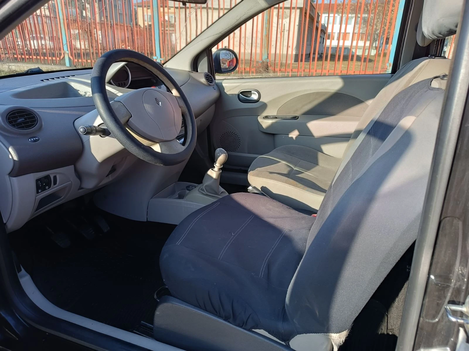 Renault Twingo  - изображение 2