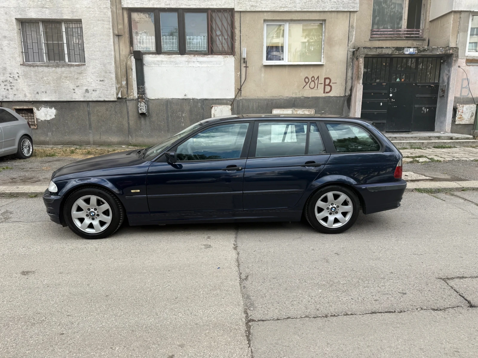 BMW 320 Перфектен автомобил продава се от собственик  - изображение 6