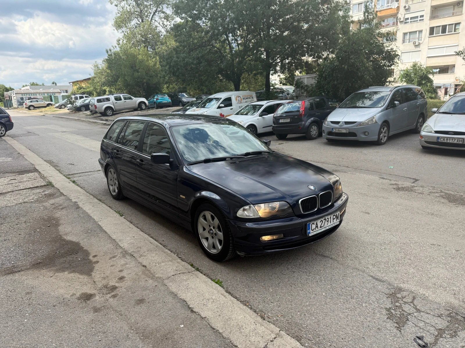BMW 320 Перфектен автомобил продава се от собственик  - изображение 2