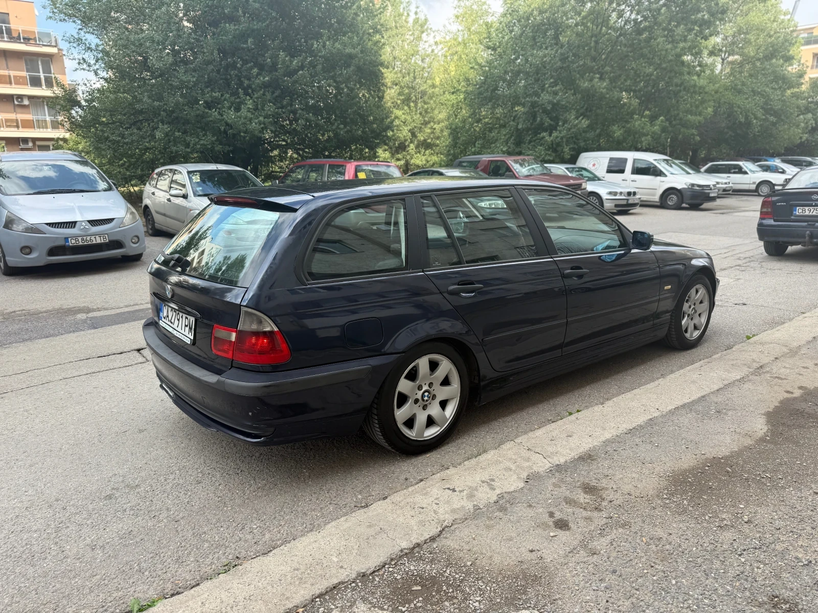 BMW 320 Перфектен автомобил продава се от собственик  - изображение 3