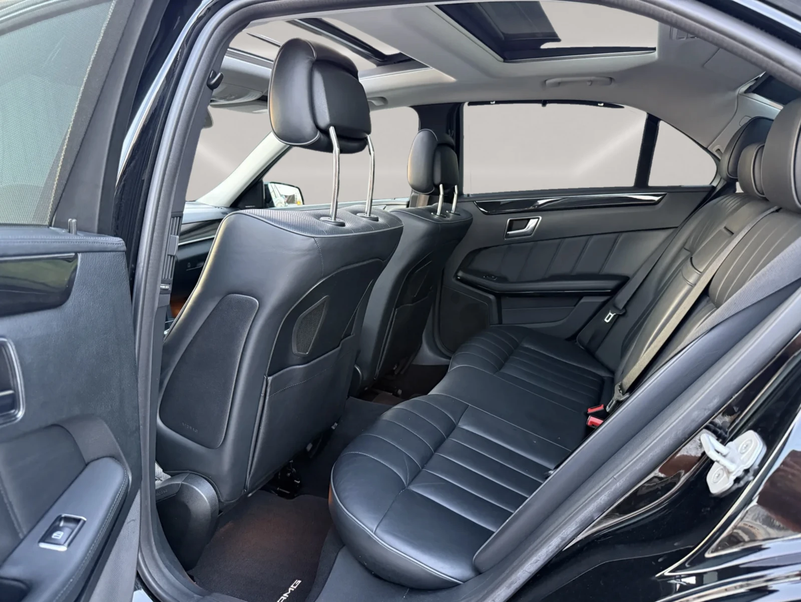 Mercedes-Benz E 350 4 MATIC#DISTRONIK#PODGREV#OBDUH#PANORAMA#KEYLESS | Mobile.bg   11