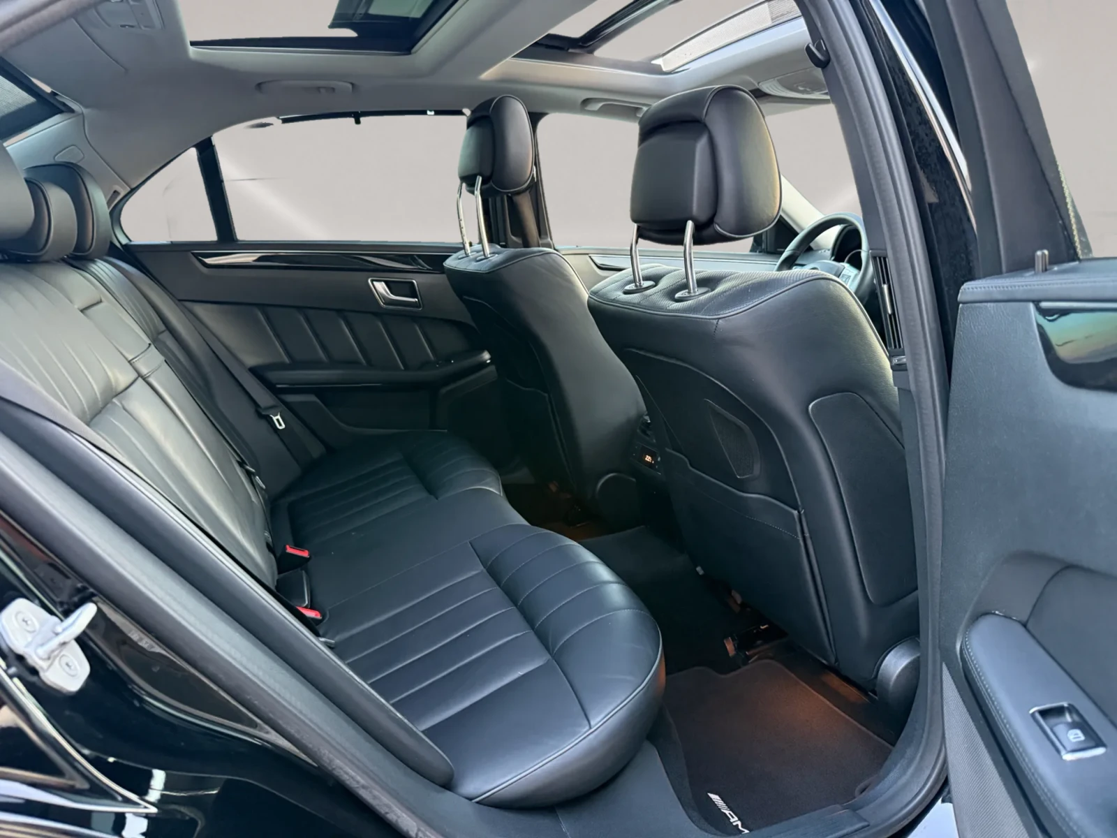 Mercedes-Benz E 350 4 MATIC#DISTRONIK#PODGREV#OBDUH#PANORAMA#KEYLESS - изображение 10