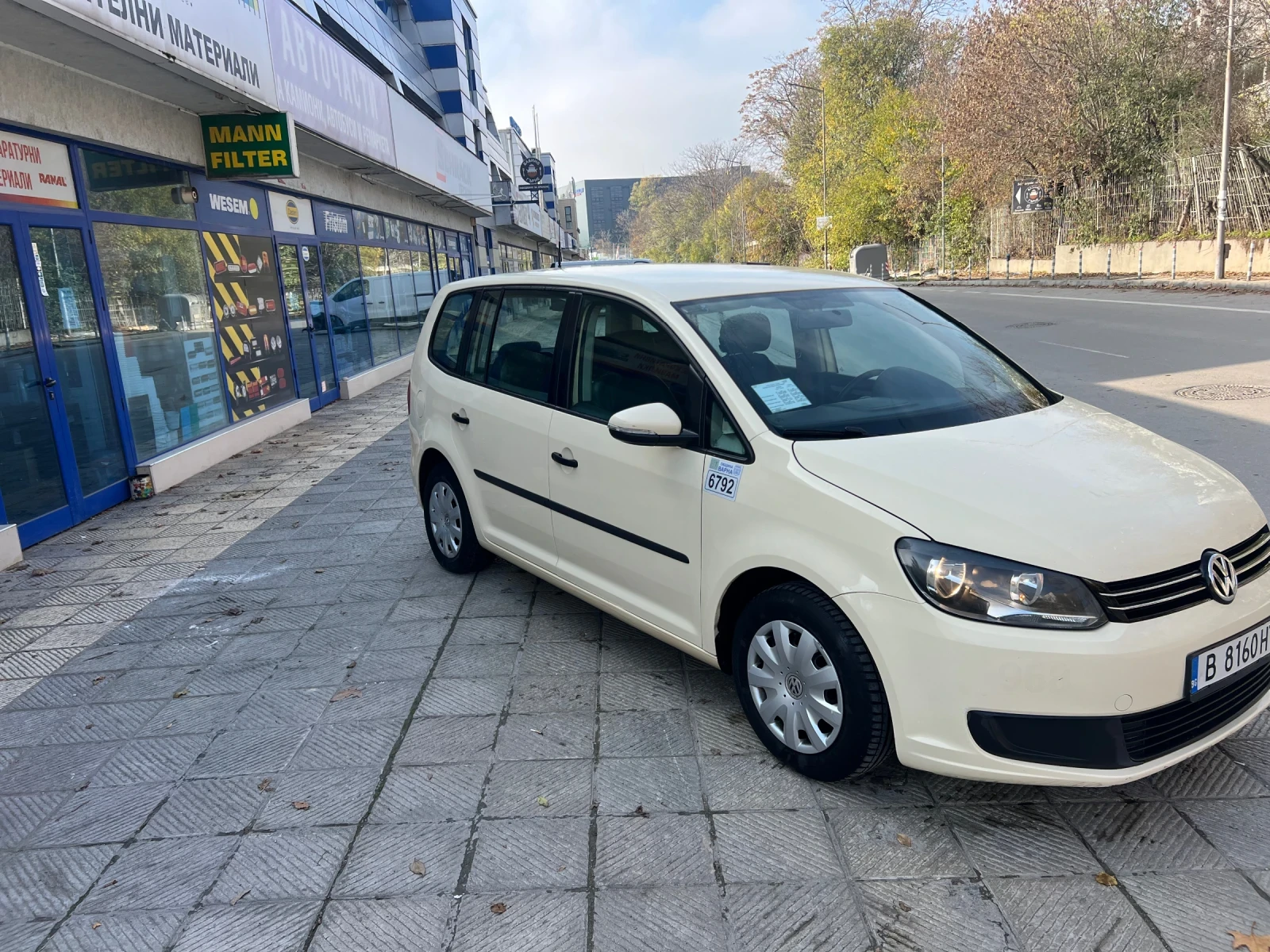 VW Touran  - изображение 2