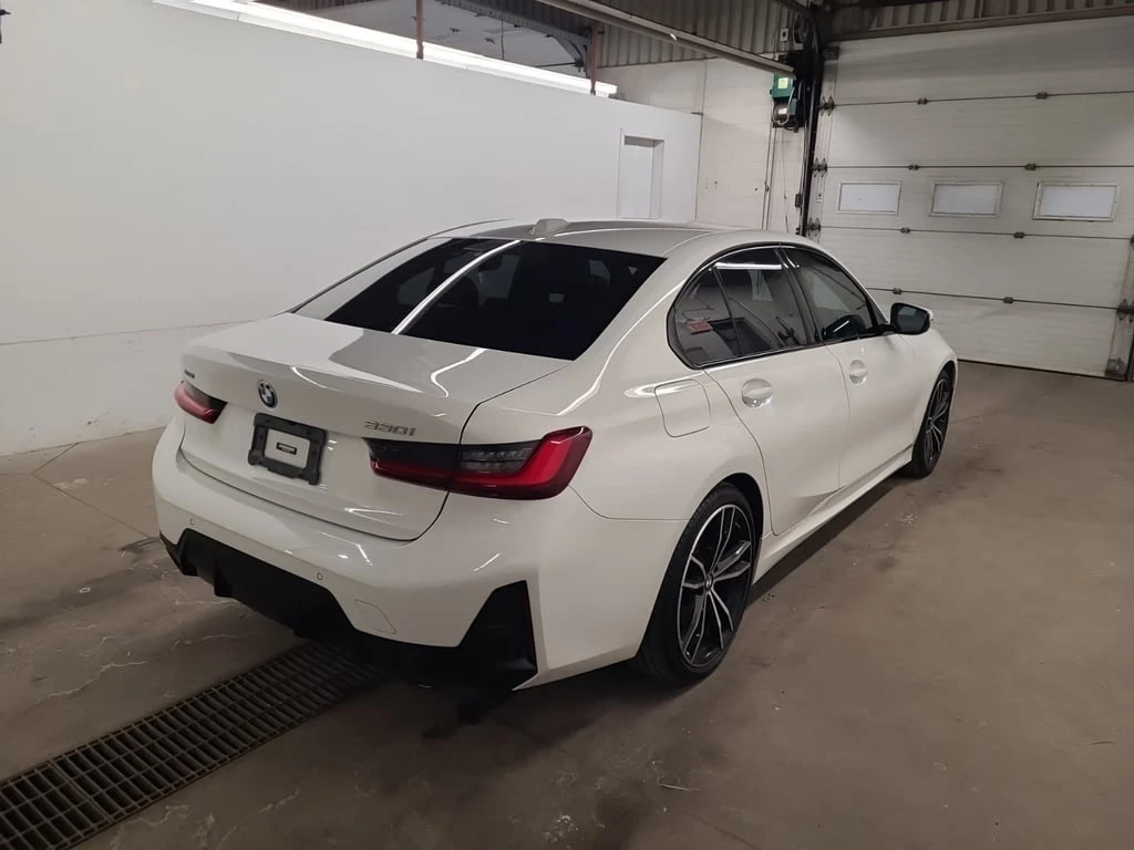 BMW 330 * 330I XDRIVE * CARFAX * БЕЗ ПЪРВОНАЧАЛНА ВНОСКА - изображение 3