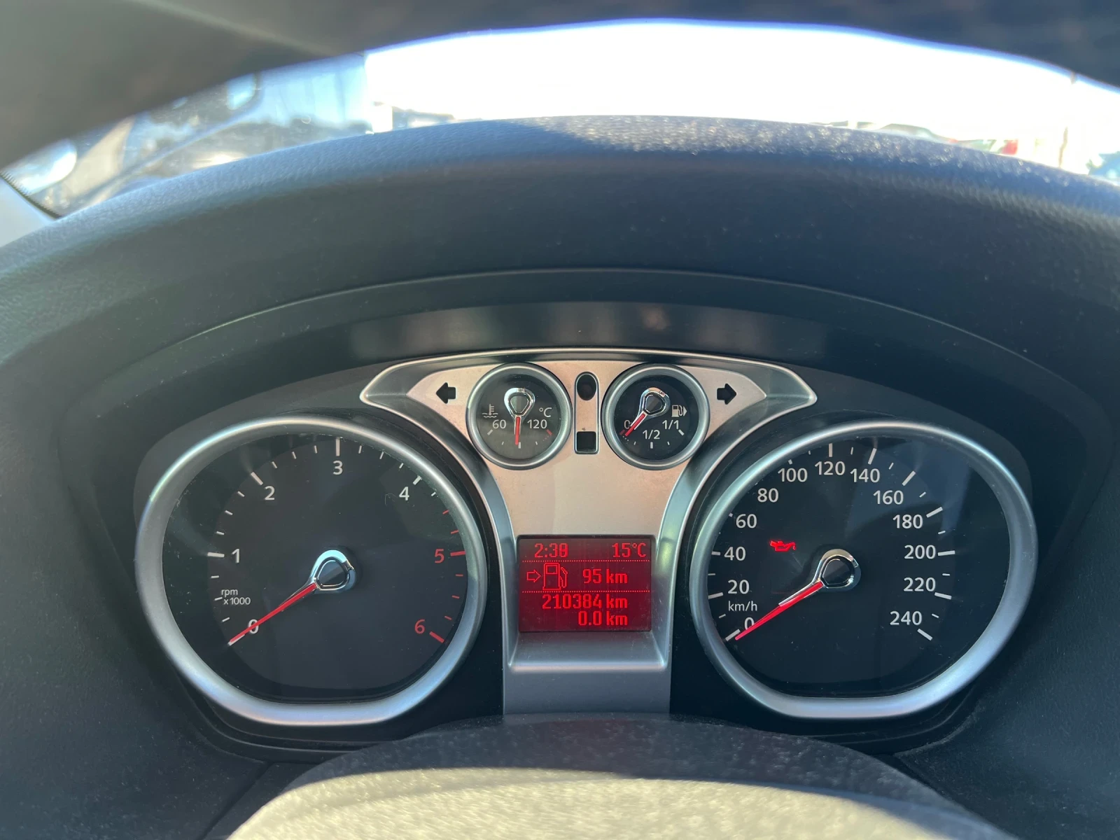 Ford Focus 1.6  | Mobile.bg � ����������� 14