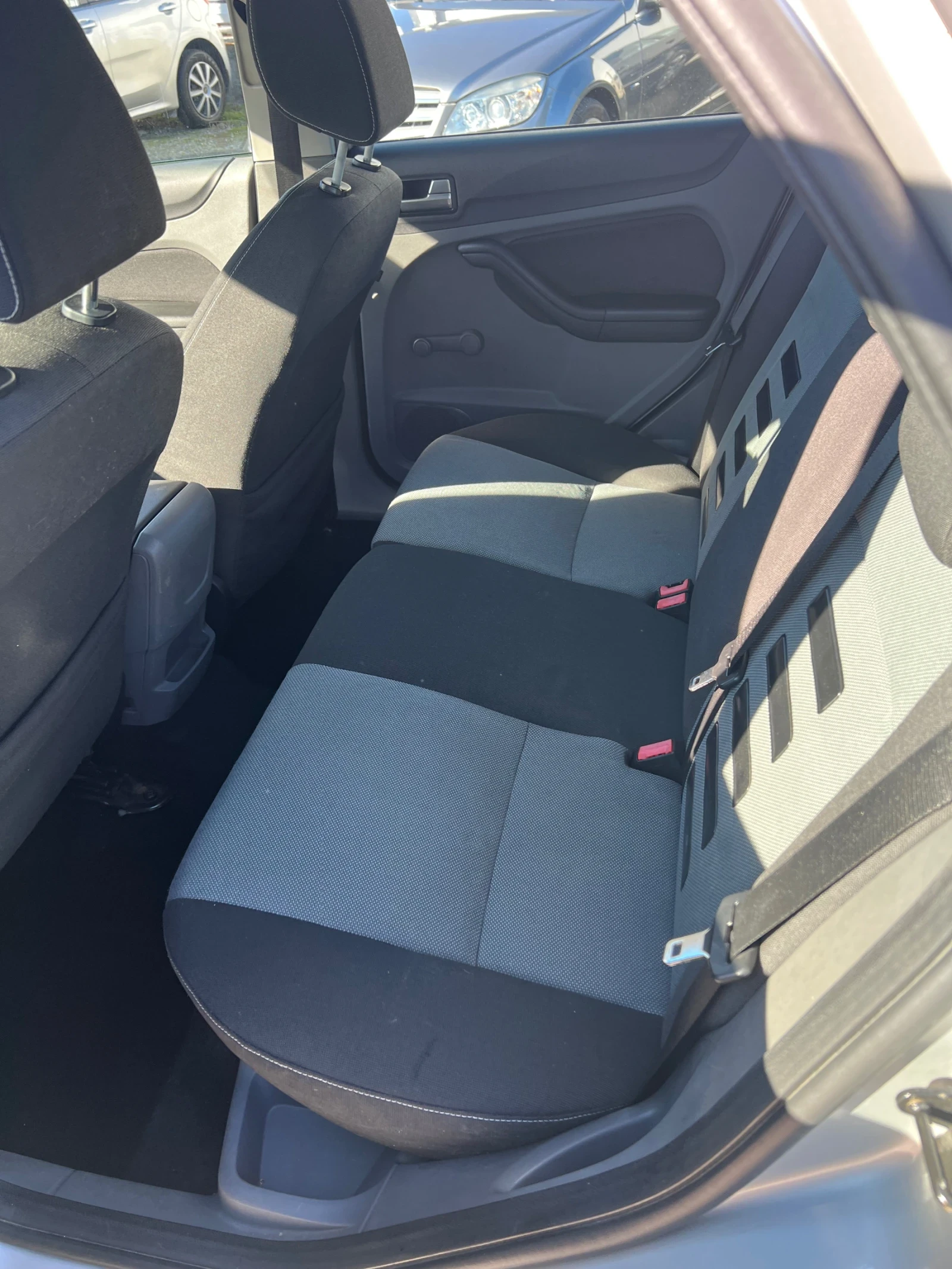 Ford Focus 1.6  | Mobile.bg � ����������� 11