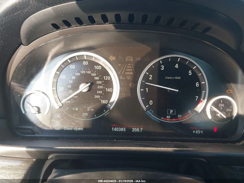 BMW 550 4.4l I xDrive - изображение 7