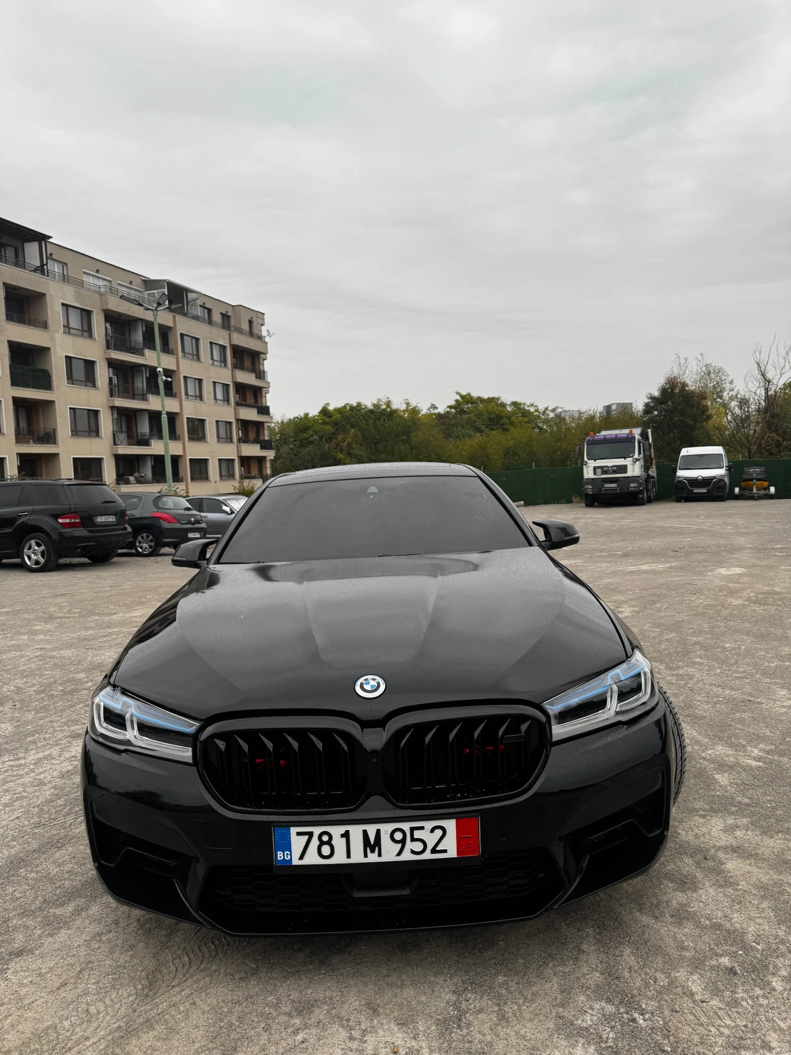 BMW 535 i* M5 f90 Kit* * 360* * АвтоКредит* (НАЛИЧНА В БГ) - изображение 2