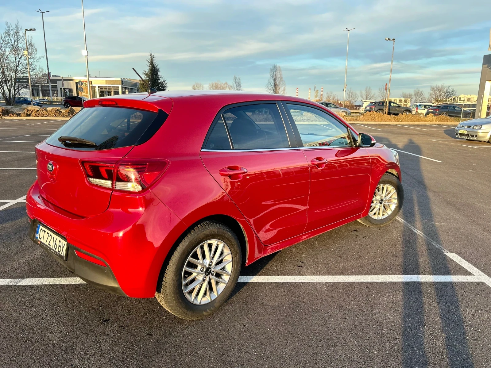 Kia Rio, снимка 6 - Автомобили и джипове - 53774624