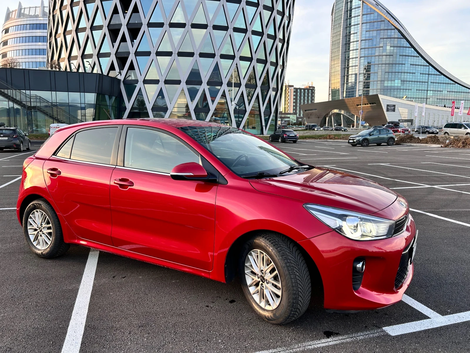 Kia Rio, снимка 8 - Автомобили и джипове - 53774624