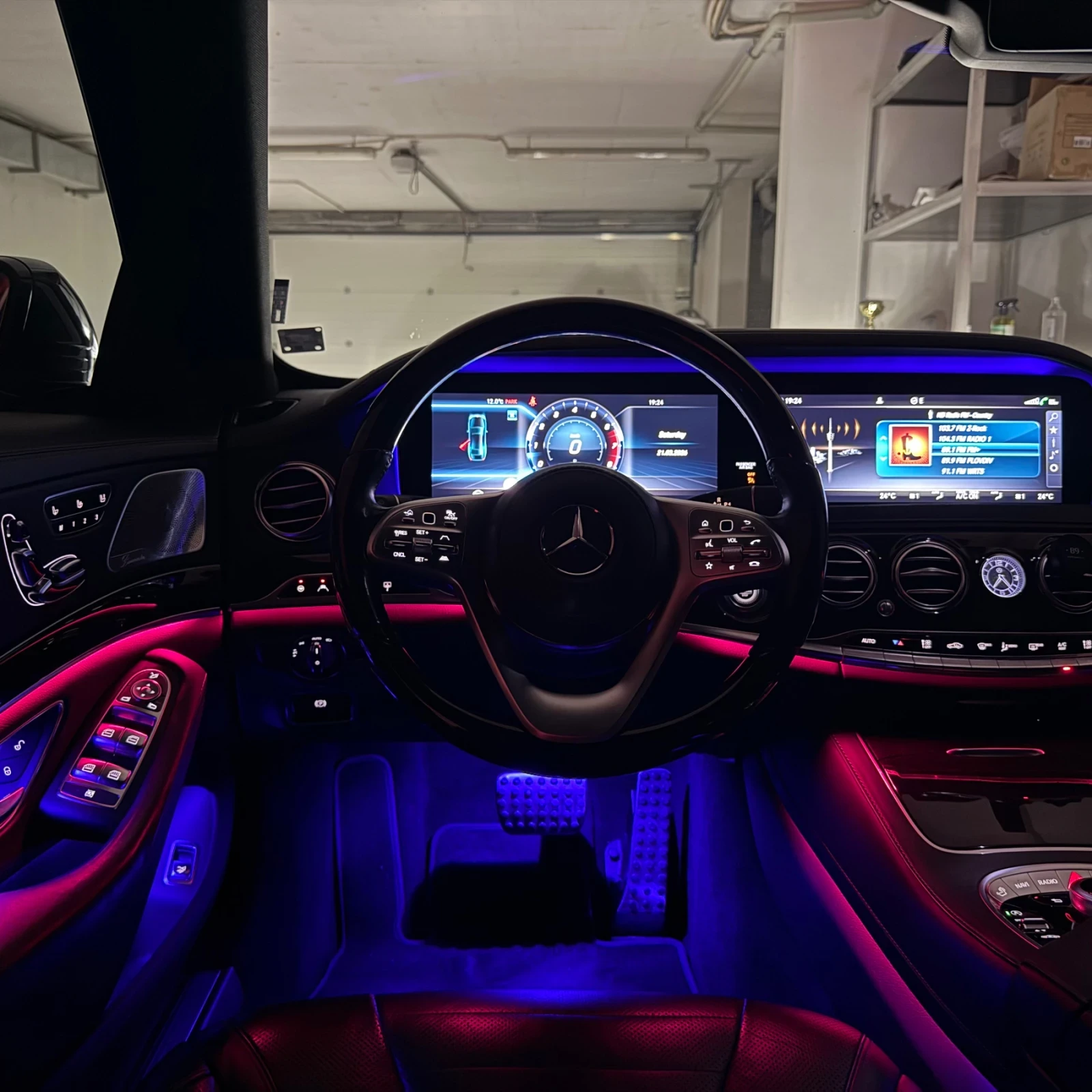 Mercedes-Benz S 560 LONG | FULL EXTRAS | V8 | AMG | TOP СЪСТОЯНИЕ, снимка 15 - Автомобили и джипове - 53931465