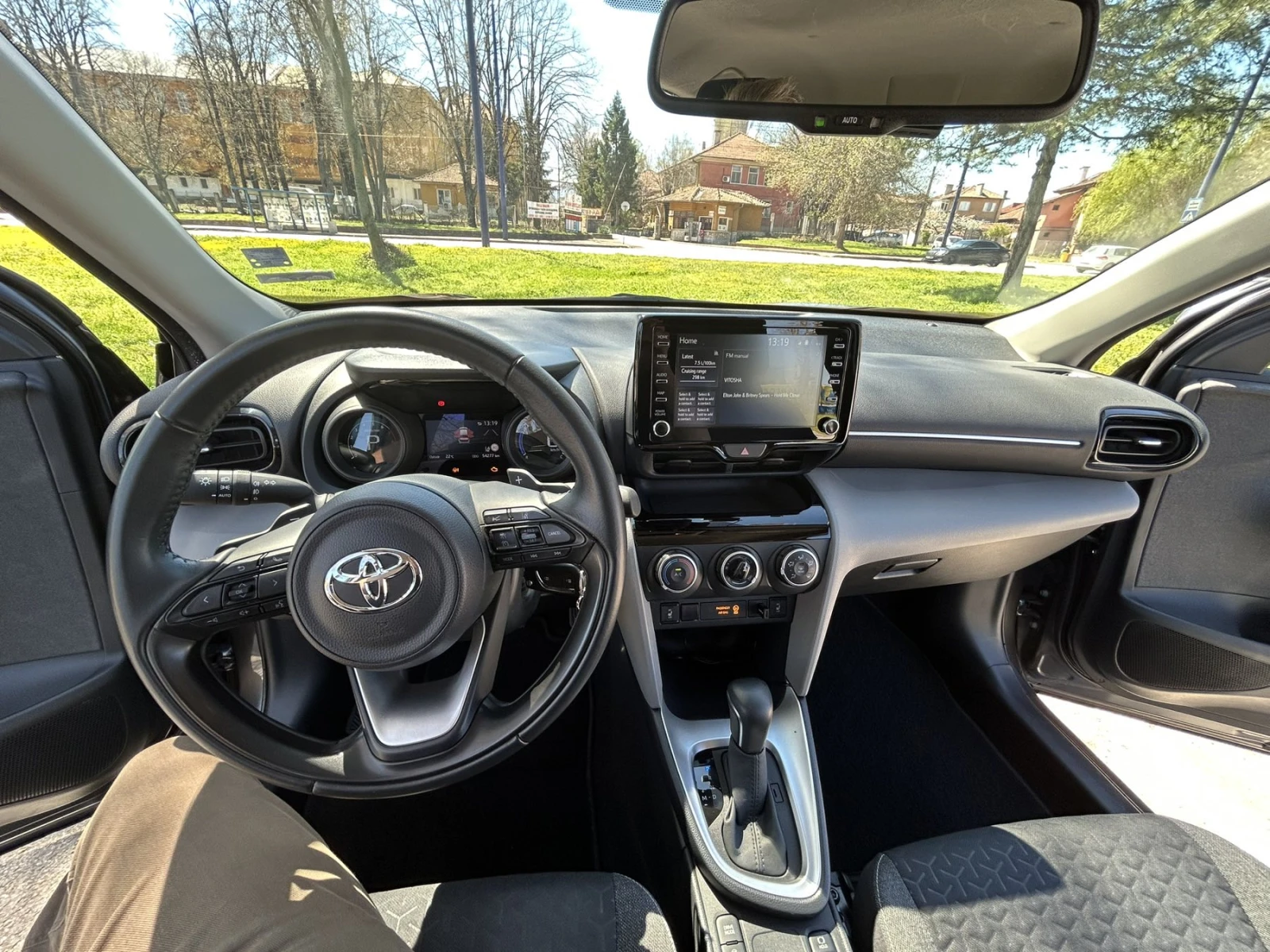 Toyota Yaris Cross CVT в гаранция до 2032, снимка 6 - Автомобили и джипове - 54117805