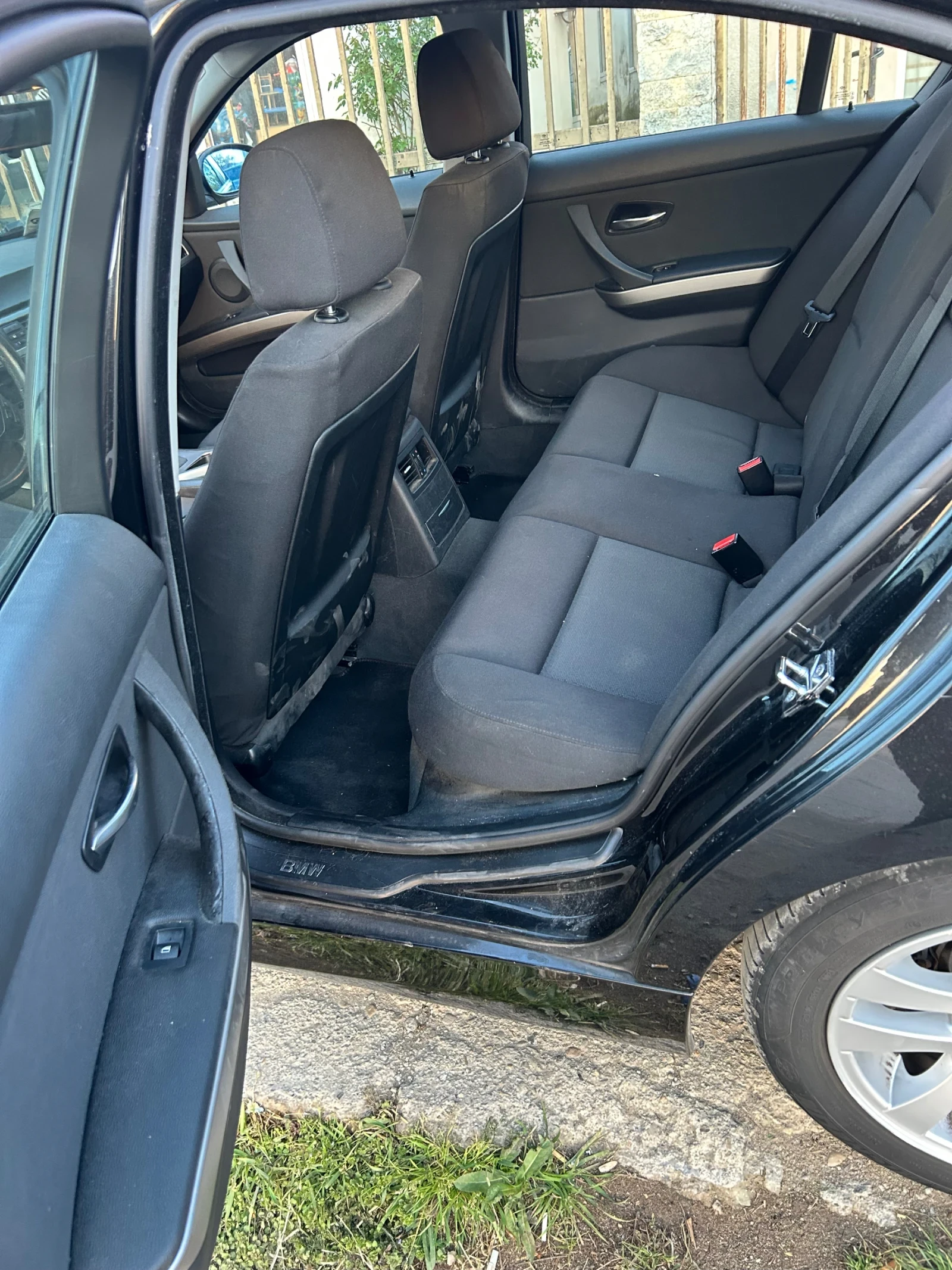 BMW 320 320 d177кс , снимка 10 - Автомобили и джипове - 54296471