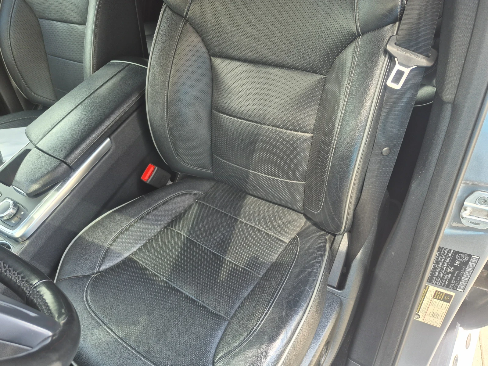 Mercedes-Benz ML 550 AMG, снимка 10 - Автомобили и джипове - 54338818