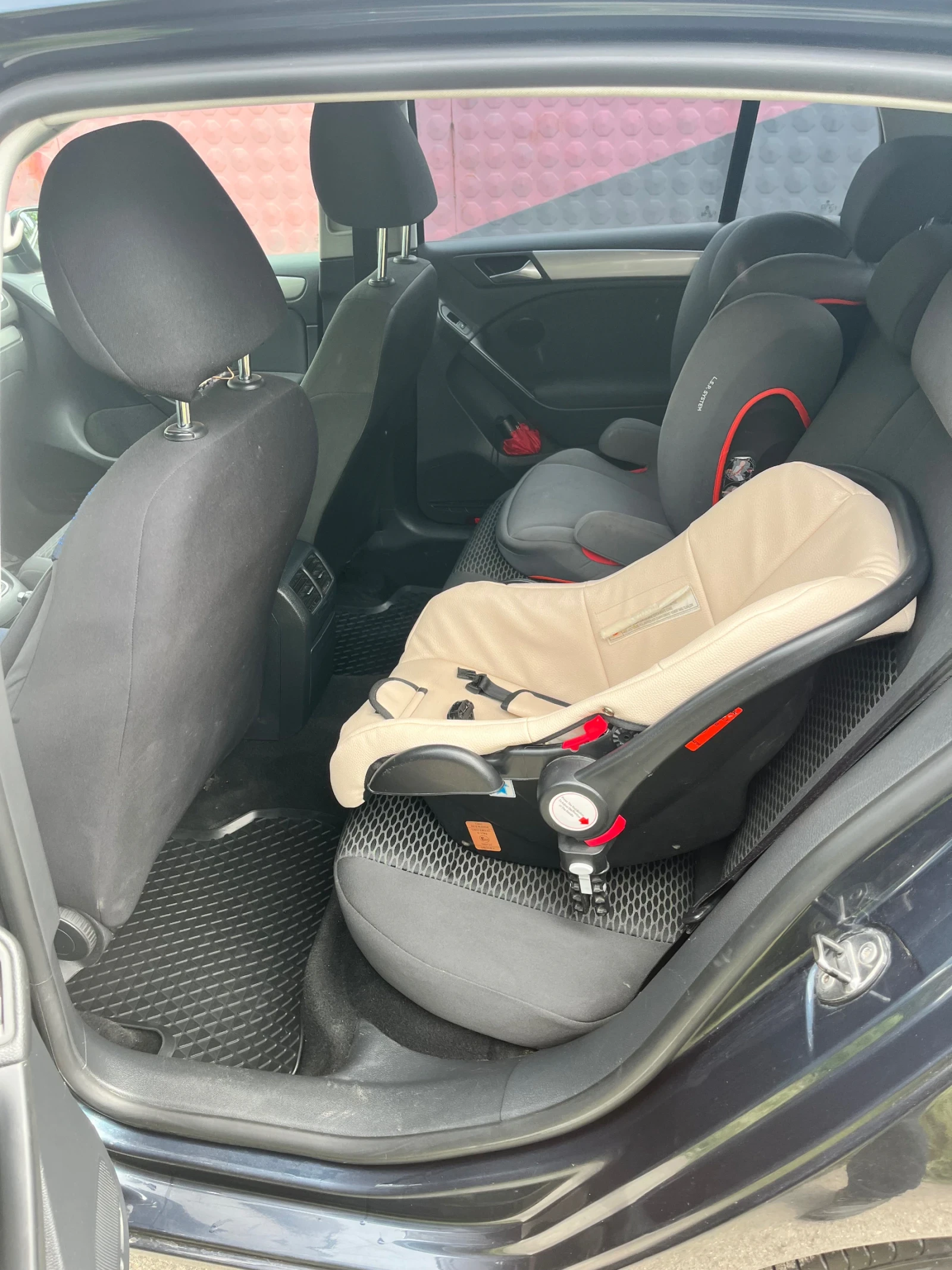 VW Golf, снимка 8 - Автомобили и джипове - 54565941