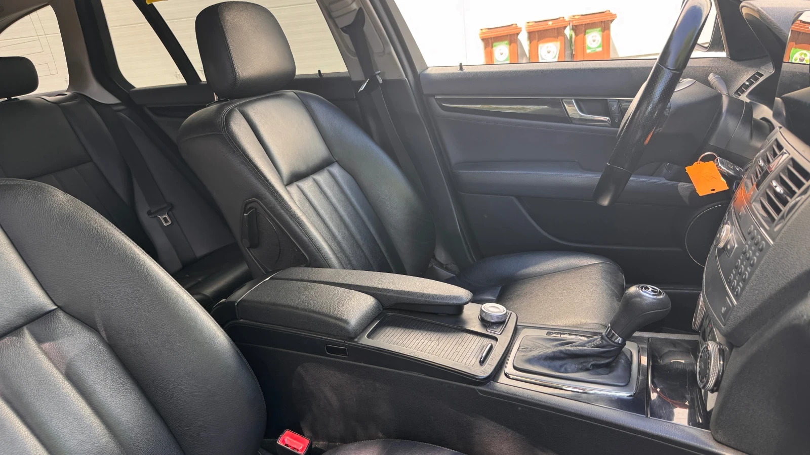 Mercedes-Benz C 200 Cdi, снимка 9 - Автомобили и джипове - 54571816
