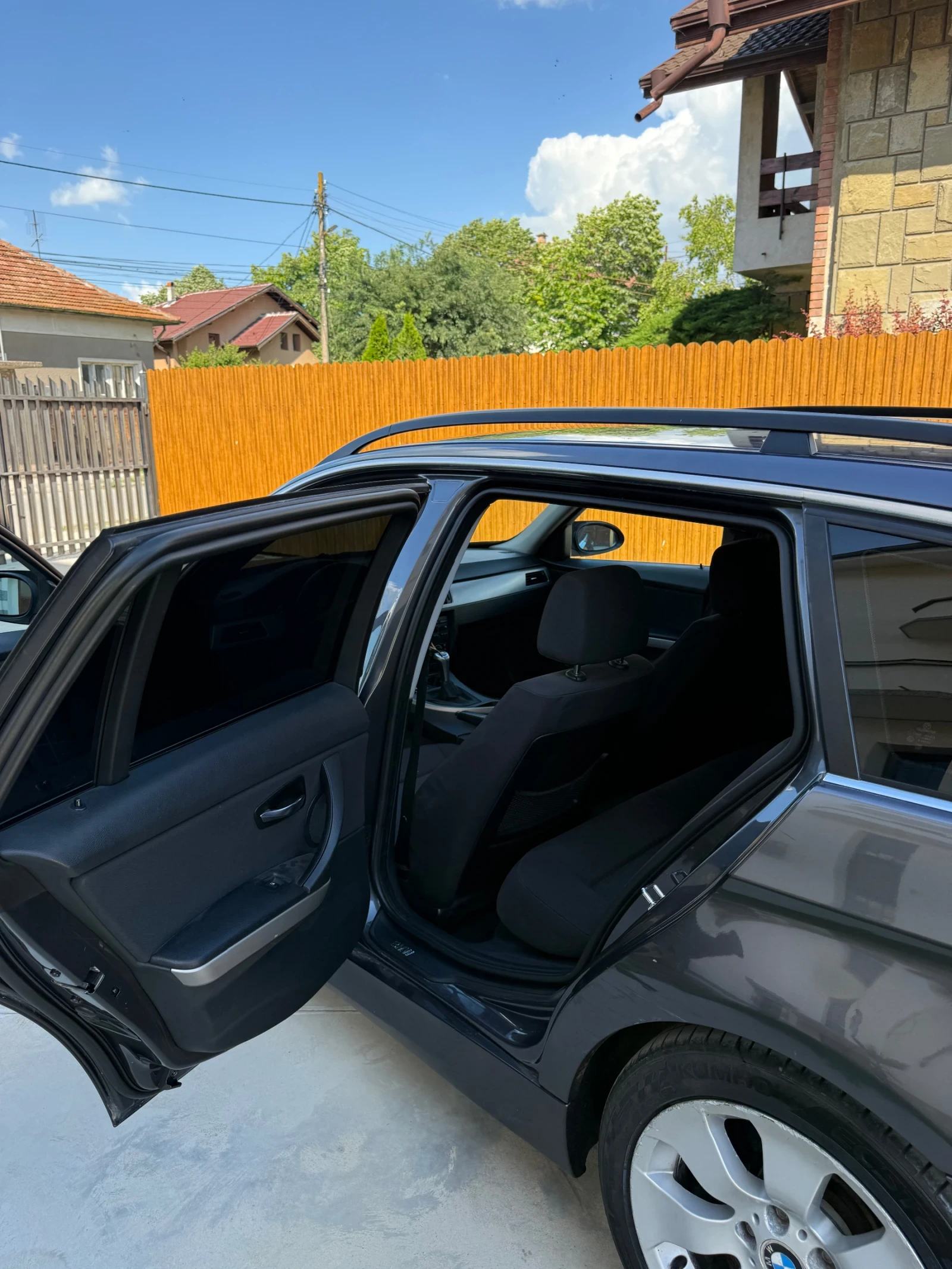 BMW 330 xd, снимка 12 - Автомобили и джипове - 54704865