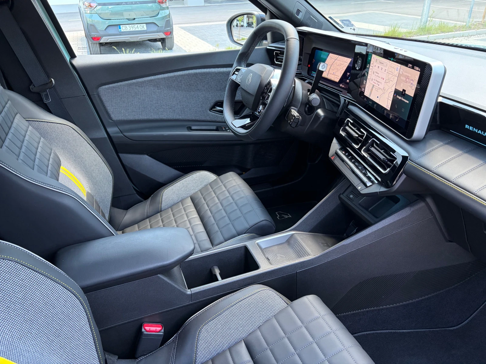 Renault 4 iconic 52kWh | Mobile.bg � ����������� 6