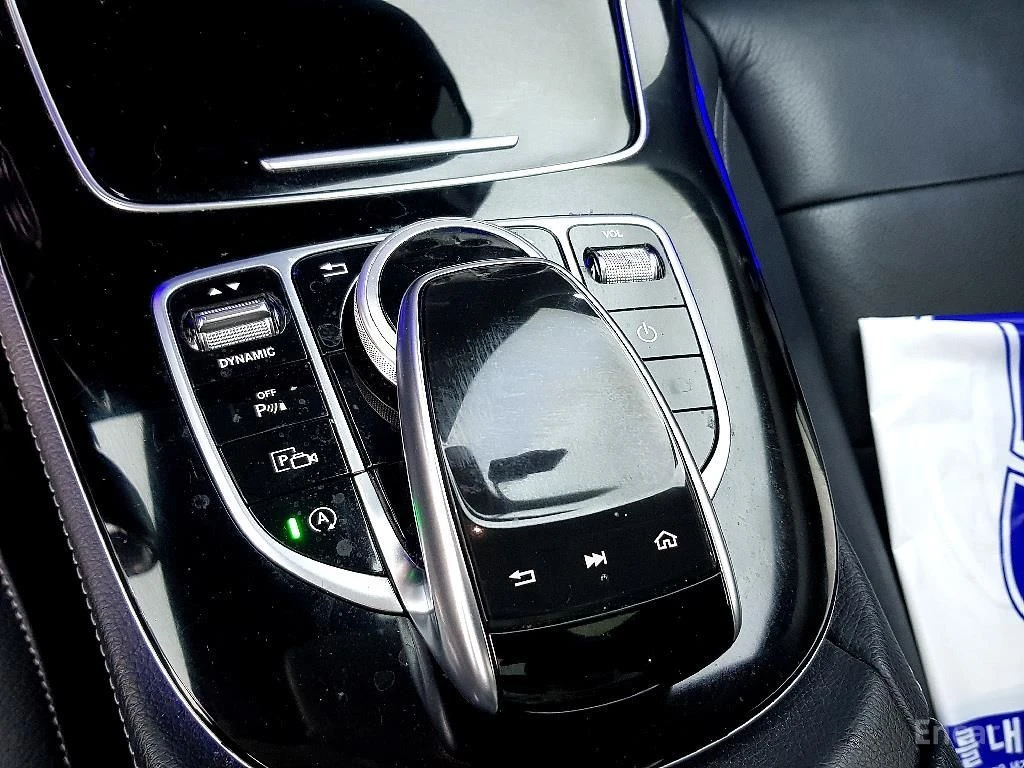 Mercedes-Benz E 300 Avantgarde* ПОДГРЕВ* КАМЕРА* ПАМЕТ* КРАЙНА ЦЕНА* , снимка 13 - Автомобили и джипове - 54827786
