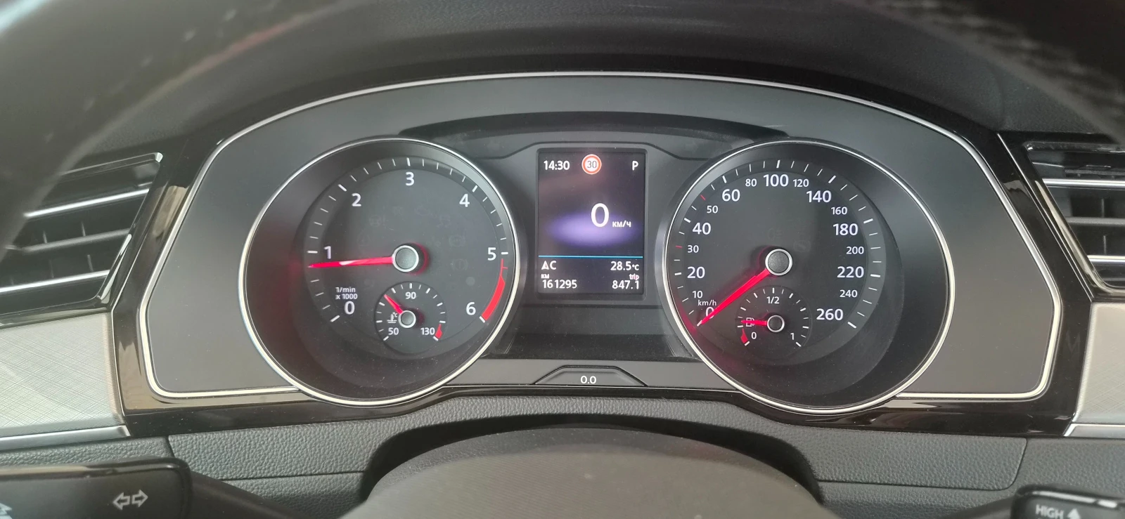 VW Passat 2.0 TDI 7 DSG LED, снимка 12 - Автомобили и джипове - 54923571