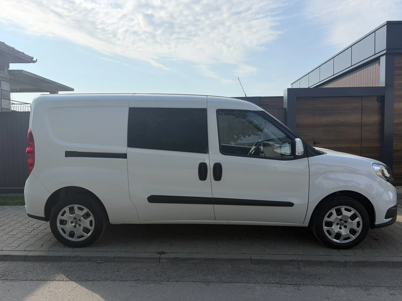 Fiat Doblo Maxi 1.4 T-Jet Natural Power (метан), снимка 6 - Автомобили и джипове - 55348823