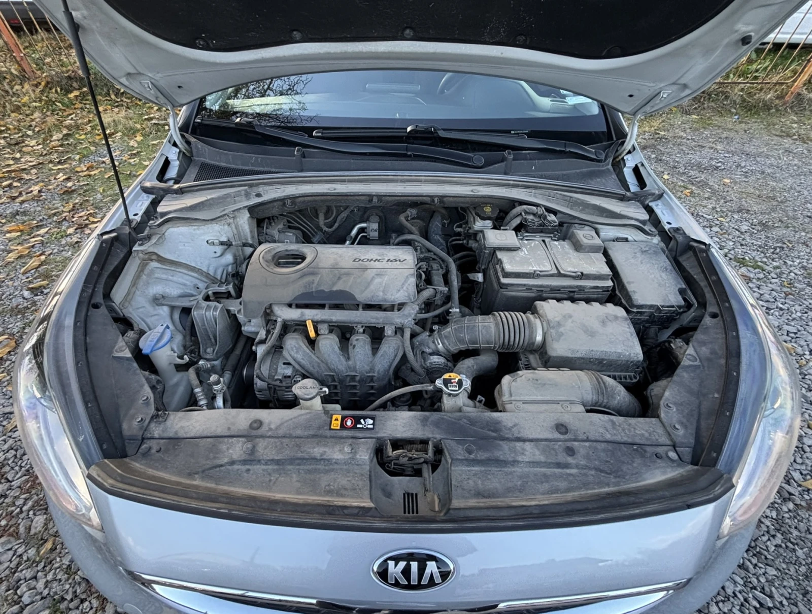 Kia Ceed 1.4 100 hp, снимка 14 - Автомобили и джипове - 55465380