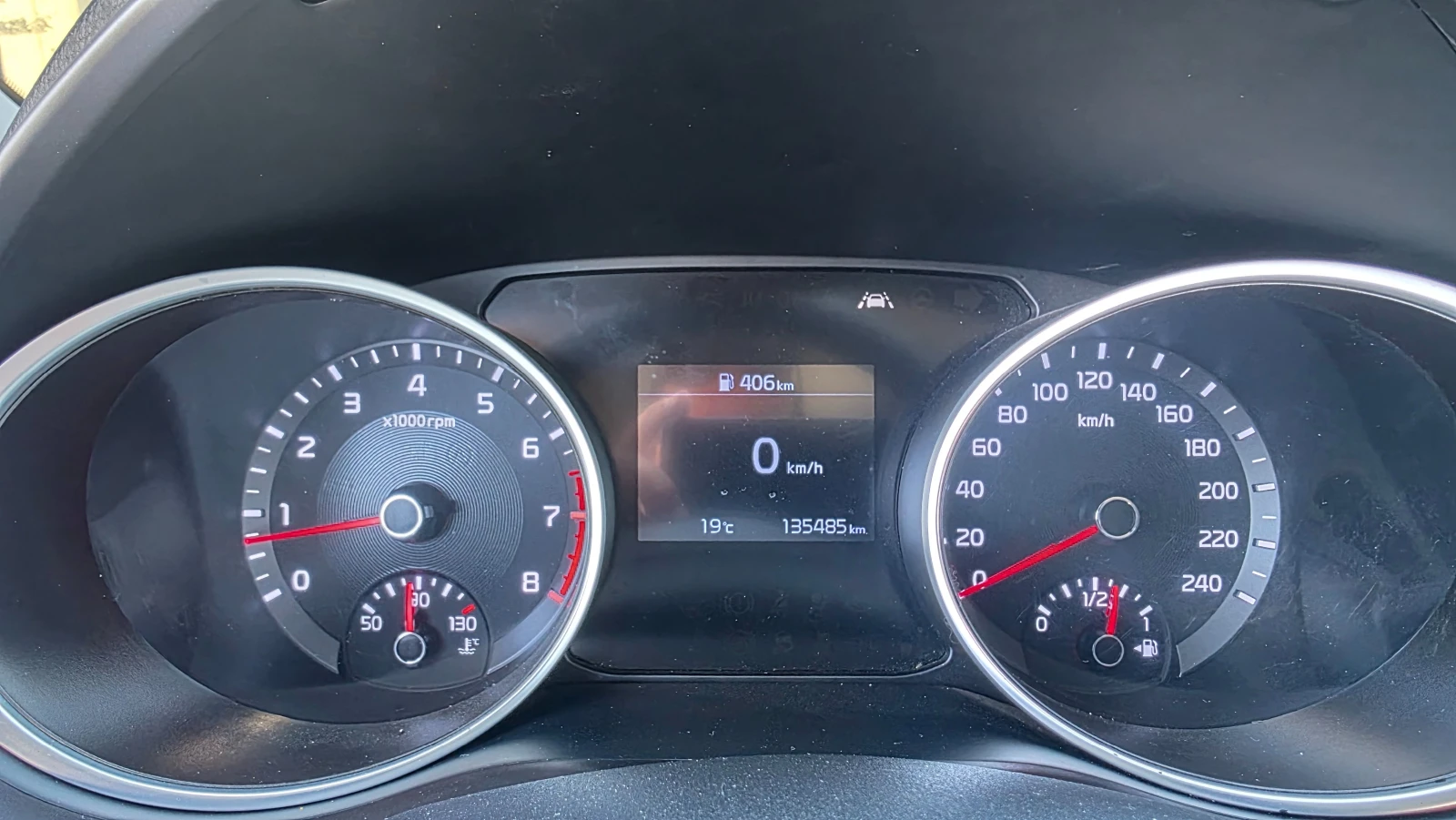 Kia Ceed 1.4 100 hp, снимка 10 - Автомобили и джипове - 55465380