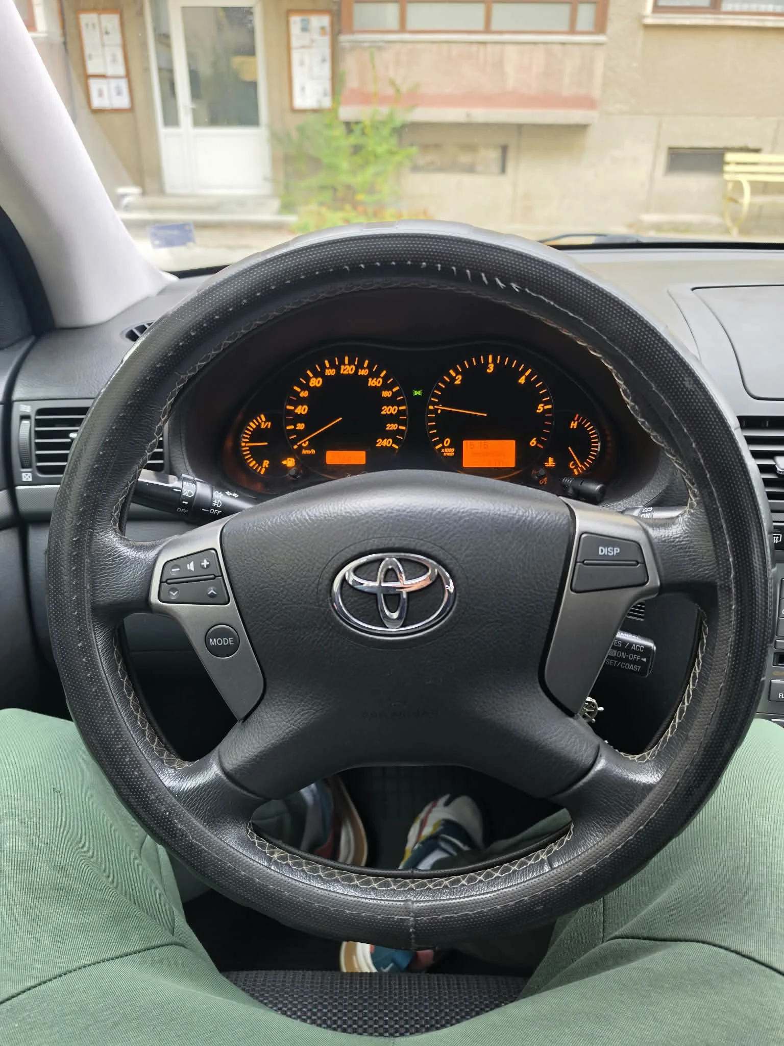 Toyota Avensis DCAT Facelift, снимка 4 - Автомобили и джипове - 56683845
