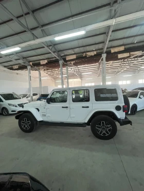     Jeep Wrangler SAHARA 3.6/////FULL!!!