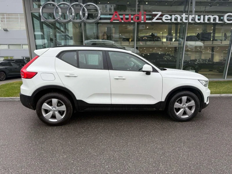 Volvo XC40 D3, снимка 2 - Автомобили и джипове - 49152338