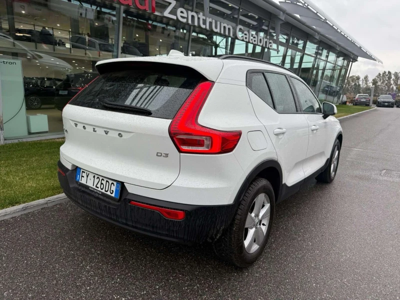 Volvo XC40 D3, снимка 5 - Автомобили и джипове - 49152338