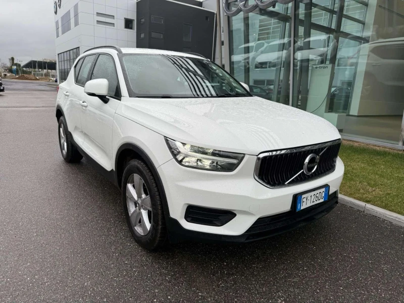 Volvo XC40 D3, снимка 1 - Автомобили и джипове - 49152338