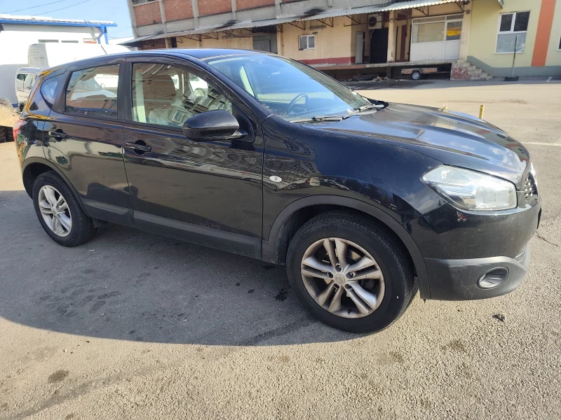 Nissan Qashqai 1.6 i navi, снимка 6 - Автомобили и джипове - 52998423
