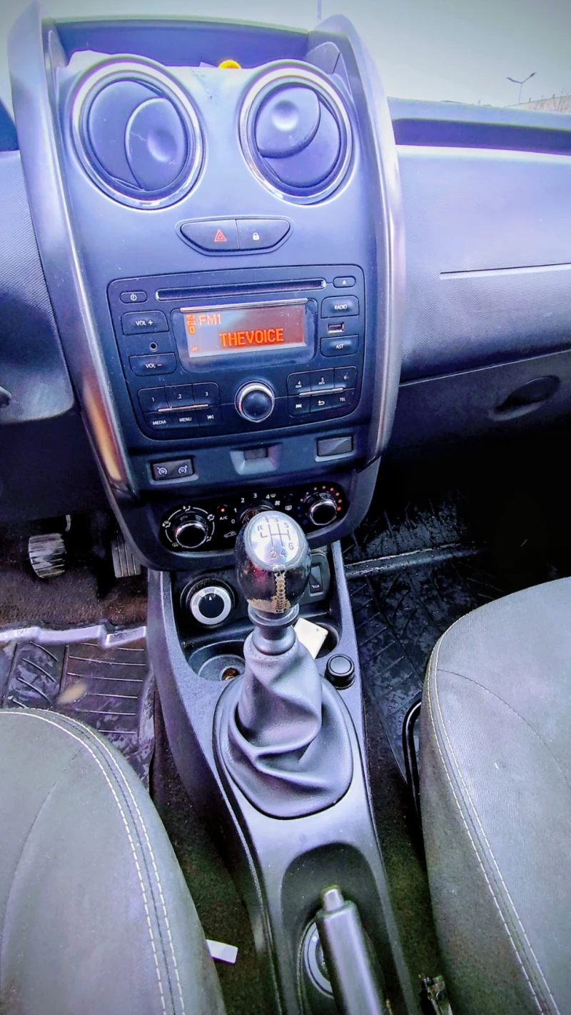 Dacia Duster, снимка 5 - Автомобили и джипове - 53296268