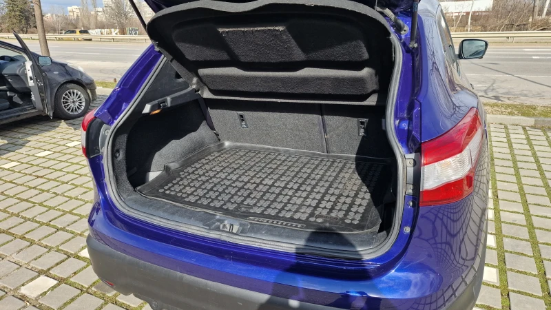 Nissan Qashqai 360 градуса камери - мъртва точка, снимка 11 - Автомобили и джипове - 53471773