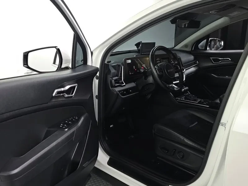 Kia Sportage, снимка 10 - Автомобили и джипове - 54821196