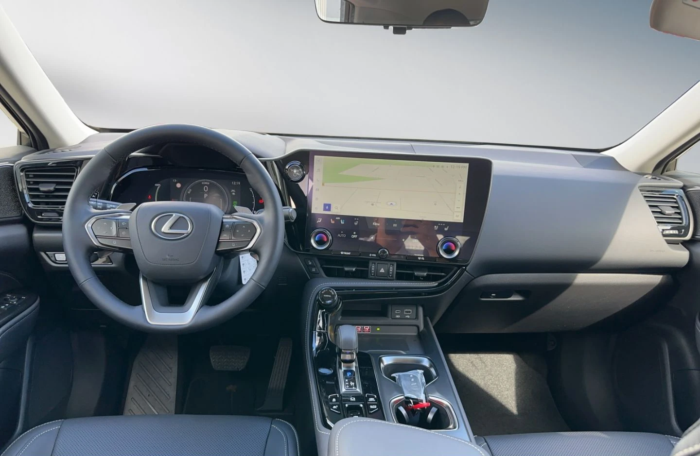 Lexus NX 450 H PLUS/НОВ!/2.5/309HP/LUXURY/HUD/360CAM/NAVI/211b - изображение 10